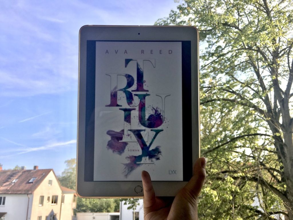 Rezension zu „Truly“ von Ava Reed Dailythoughtsofbooks